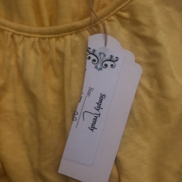 Yellow super flowy tank top - Picture 3 of 6